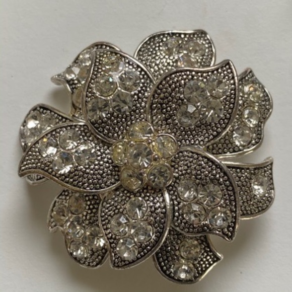 VINTAGE LIZ CLAIBORNE *HP* Floral Brooch - Picture 6 of 7